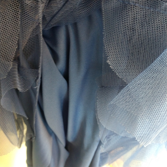Teeze Me Bicolor Sleeveless Tulle Dreas - Picture 4 of 9